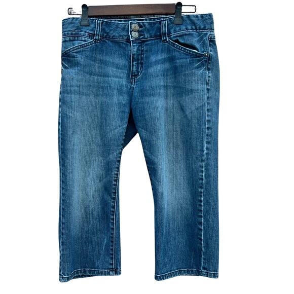 Gap Women's Curvy Flare Capris Jeans Size 10 - Picture 1 of 5